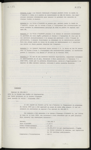 Finances, emprunt de 529 000 F auprès de la C.A.E.C.L. " Villes de Frances" pour acquisitions immobilières diverses, travaux d'alignement de voirie. Finances, emprunt de 400 000 F auprès de la caisse des dépôts et consignation sur fonds provenant de la caisse d'épargne pour travaux de voirie, programme 1969.