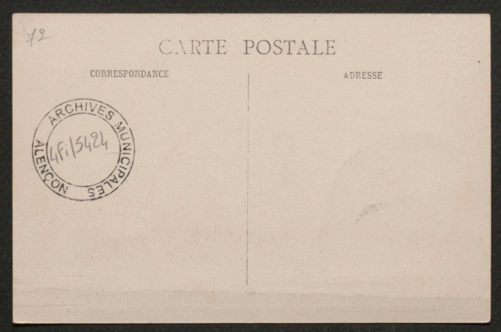 Champfleur (Sarthe), Couvent des Franciscaines de l'Immaculée Conception, atelier de tapisserie, métier de haute lisse, tenture en réparation, carte postale ancienne noir et blanc, sd, (14x9), acquisition 2020, AMA.