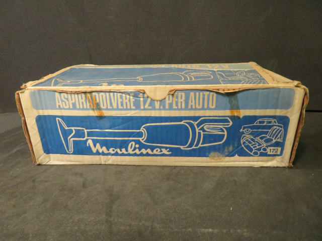 Aspirpolvere pour auto 12v type 172-8-02 avec carton, orange et beige (plastique, métal, coton), câble 4.50m avec prise allume cigare, Alençon Moulinex, 6 pièces, don de l'association Moulinex Jean Mantelet.
