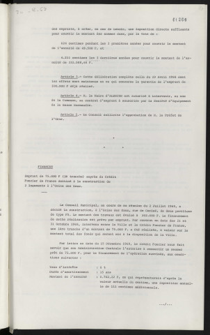Finances, garantie d'emprunt S.E.B.N. de 900 000 F auprès de la caisse des dépôts et consignations pour financement des achats de terrains et des travaux d'aménagement de la Z.U.P. de Perseigne, 1ère tranche. Finances, emprunt de 75 000 F 2ème tranche auprès du crédit foncier de France estimé à la construction de 2 logements à l'usine des eaux.