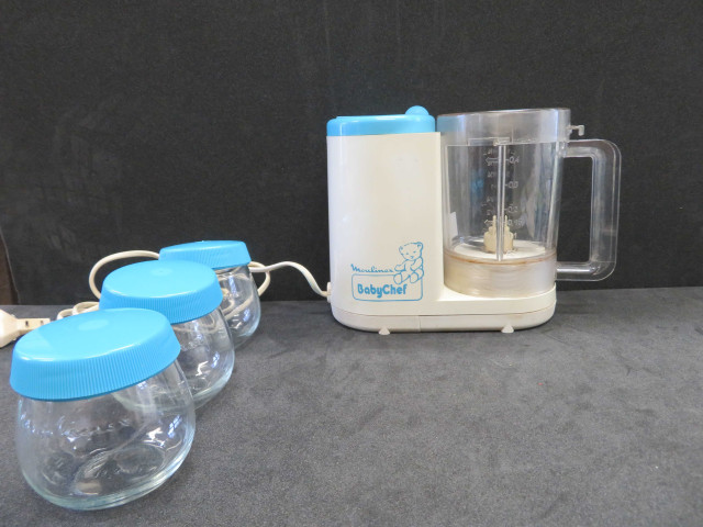 Mixeur moulinex babychef avec 3 petits pots, Alençon Moulinex, (verre, métal, plastique) (23x16x17), 7pièces, don de l'association Moulinex Jean Mantelet.