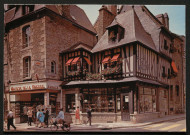 Alençon (Orne), Maison Normande de la Presse et salon de thé à l'angle de la Grande Rue et de la rue du Bercail, carte postale couleur moderne n°99, Artaud frères éditeurs, rue de la métallurgie 44470 Carquefou-Nantes, (Date d'utilisation : 07 mars 1925), AMA.