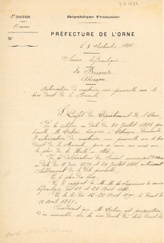 Autorisation donnée à M. Doiteau pour la construction d'une passerelle sur le bras droit de la Briante pour un accès sur la place de la Halle au Blé : arrêté préfectoral (1886).