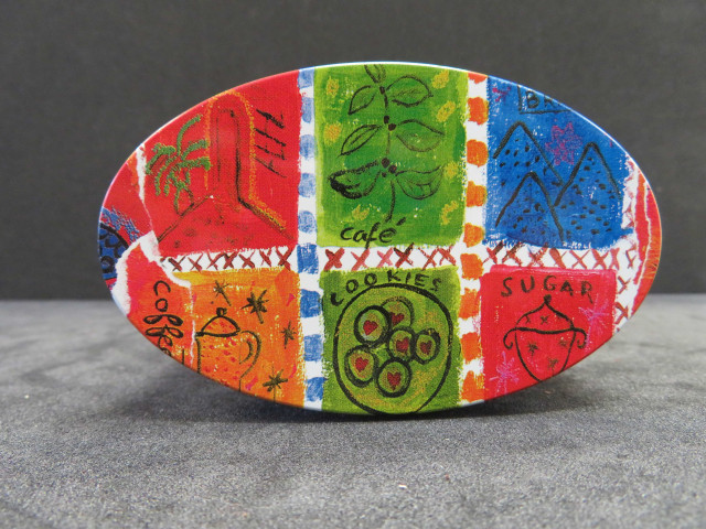 Boîte à café offert lors de l'achat d'une cafetière Moulinex, (métal), don de l'association Moulinex Jean Mantelet.