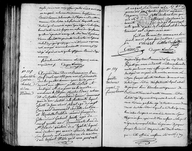 Acte de naissance de Anne Charlotte enfant trouvé (21 octobre 1796),acte de naissance de ROBINE DIT LA CONTRIE Charles Isidore Médéric (23 octobre 1796),acte de naissance de LAVILLE TAINBREUSE Jacques François Bienaimé (23 octobre 1796).