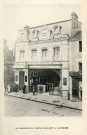 La Marbrerie Émile Mallet, 53 rue Saint-Blaise, vue de la façade, phototypie noir et blanc (Henri Desforges) [1902].