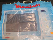 Sac plastique Moulinex Optimq bleue (plastique), Alençon Moulinex, don de l'association Moulinex Jean Mantelet.