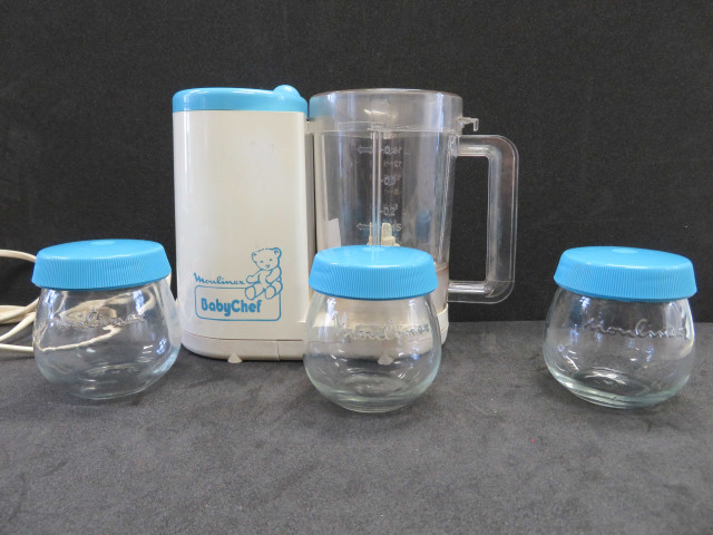 Mixeur moulinex babychef avec 3 petits pots, Alençon Moulinex, (verre, métal, plastique) (23x16x17), 7pièces, don de l'association Moulinex Jean Mantelet.