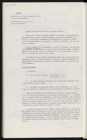 Voirie, déviation de la place Marchand Saillant à la rue Labillardière, élargissement du pont S.N.C.F. Viaduc du cimetière.