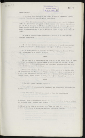 Demande de E.G.D.F. d'ouvrir une tranchée place Desmeulles. Détérioration de l'orgue de l'église Notre Dame, maitre LABBE avocat. Reconstruction du C.E.S. Aveline, disponibilité du terrain de l'ancien lycée de jeunes filles, avenue Général Leclerc.