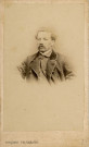 Portrait d'un homme, studio, photographie noir et blanc, tirage albuminé, Benoît Turquant, (sd), acquisition 2022 .