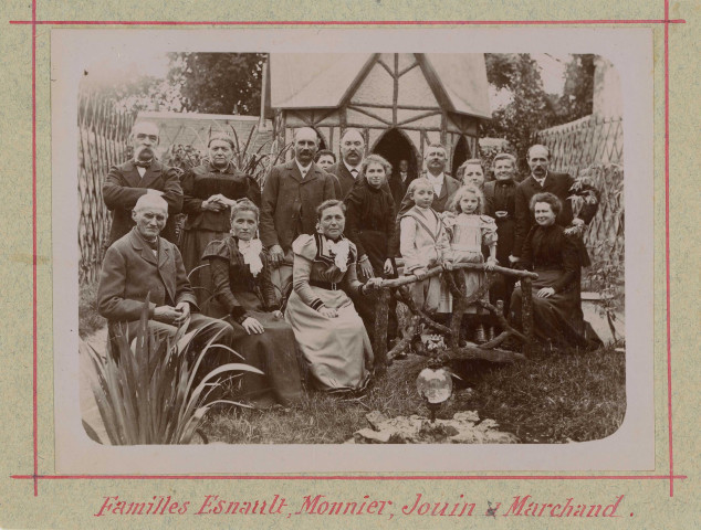 Les familles Esnault, Monnier, Jouin et Marchand,dans le jardin de M. Esnault, rue Saint-Blaise, photographie noir et blanc, photographie noir et blanc, DR, [1867-1905], AMA.