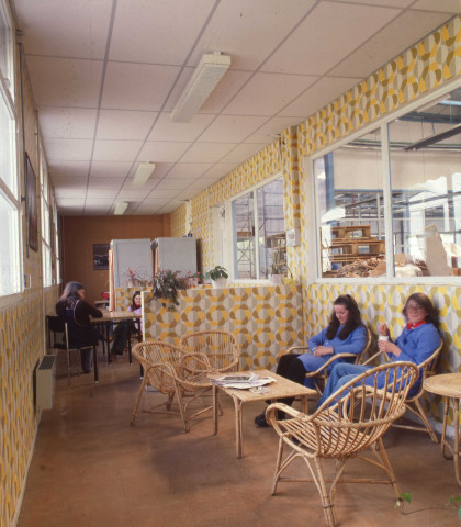 Salle de repos, Mme M. Ch. Bruno, Melle B. Ghislain : ektachrome, Philippe Giraud (juin 1979).