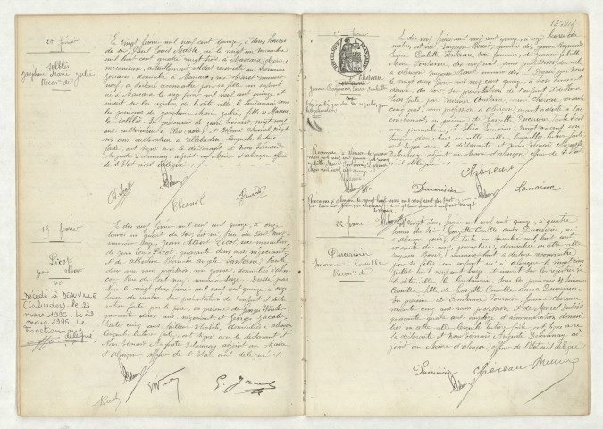 Reconnaissance de SABBLES Joséphine Marie Julie (20 février 1915), acte de naissance de PICOT Jean Albert (19 février 1915), acte de naissance de CHEREAU FONTAINE Jeanne Raymonde Léone Paulette (19 février 1915), reconnaissance de DUCERISIER Simonne Camille (22 février 1915)
