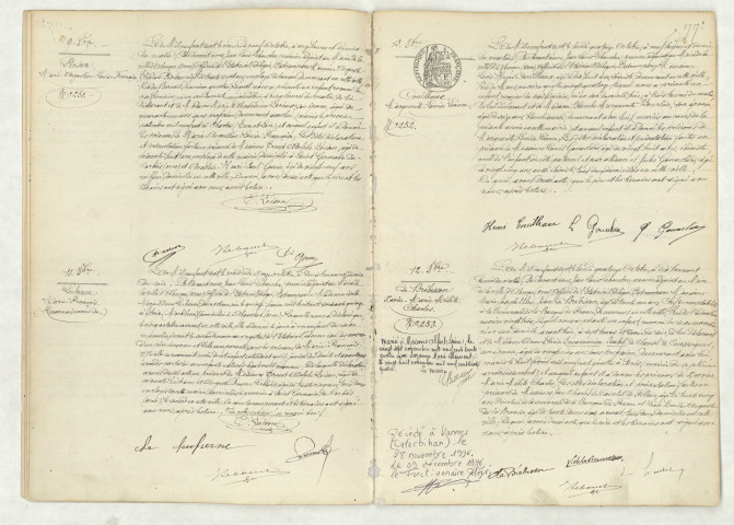 Acte de naissance de PINSON Marie Augustine Louise Françoise (9 octobre 1907),reconnaissance de LUHERNE Marie François (11 octobre 1907),acte de naissance de COUILLEAUX Marguerite Louise Léonce (13 octobre 1907),acte de naissance de DE BREBISSON Xavier Marie Mélite Charles (12 octobre 1907).