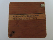Série de 6 nécessaires pour prélèvements pour la numération globulaire formule leucocytaire et envoi par la poste (1950 -1980).