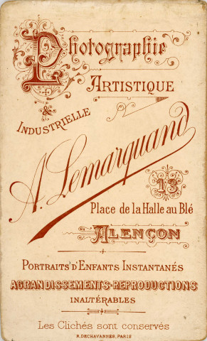 Communiant, studio, photographie sépia, tirage albuminé, Auguste Lemarquand, [1897-1911], acquisition 2022 .