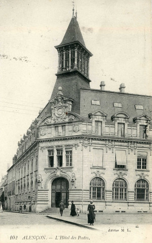 Alençon (Orne), L'Hôtel des postes, carte postale ancienne noir et blanc n°102, édition M L, (Date d'utilisation : 12 juillet 1919 ), (14x9), AMA.