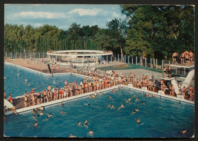 Alençon (Orne), La piscine, carte postale semi-moderne couleur n°59, (arch, MM, Sylvano et Maillard Paris), Artaud frères éditeurs, Nantes-Carquefou, couleurs naturelles, sd, (15x10,5), AMA.