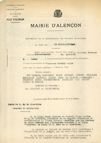 Emplacement du buste de la Sicotière : correspondance, plan, délibération ; demande de subvention : procès-verbal, délibération.