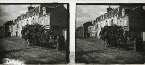 Alençon (Orne), Rue de Bretagne, carriole du rempailleur [vers 1910], DR, AMA.