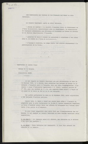 Construction de logements, pour le centre de secours et le service départemental d'incendie, convention entre le département de l'Orne, la ville d'Alençon et la S.E.M.D.O. Rénovation du centre-ville, busage de la Briante, acquisition BEDEL cadastré section BV n°190 immeuble situé à l'angle de la place de la Halle au Blé et de la rue Matignon.