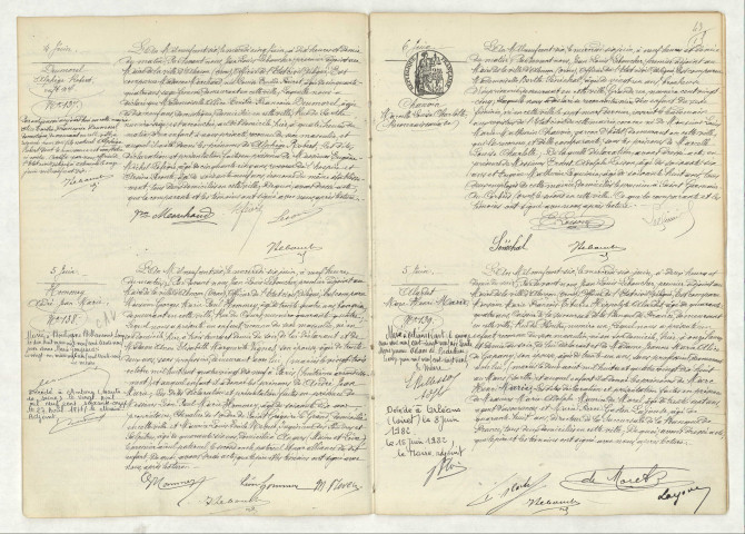 Acte de naissance de DEUMOREL Alphège Robert enfant naturel (4 juin 1906), acte de naissance de HOMMEY André Jean Marie (5 juin 1906), reconnaissance de CHAUVIN Marcelle Louise Charlotte (6 juin 1906), acte de naissance de ALARDET Marc Henri Marie (5 juin 1906).
