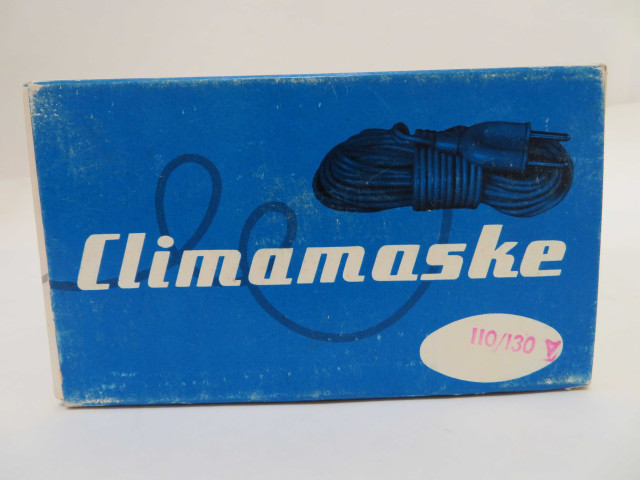 Masque de santé, inhalateur électrique réglable (Climamaske), conditionnement en carton (30.5 x 15.5 x 10), notice, certificat de garantie.