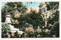 Les jardins, carte postale semi-moderne couleur n°7, éditeur G. Réant, sd, 14x9cm, AMA.