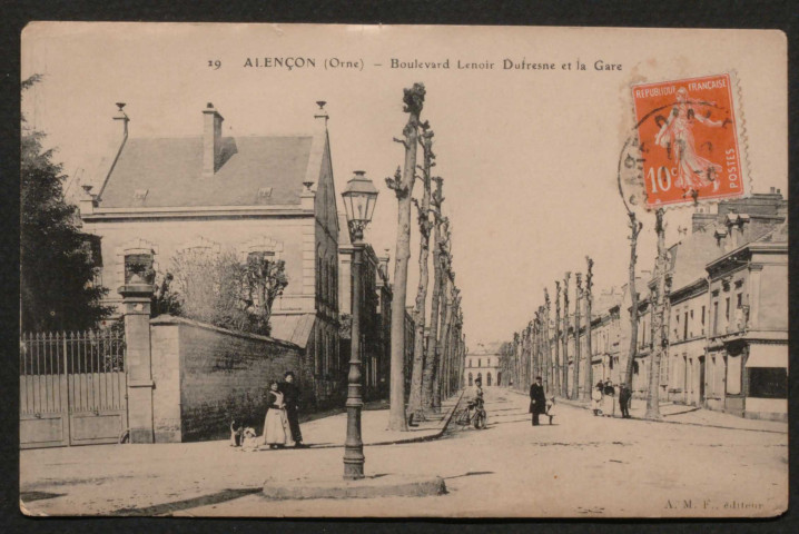 Alençon (Orne), Le Boulevard Lenoir-Dufresne et la gare, carte postale ancienne noir et blanc n°19, A.M.F. éditeur, sd, (14x9), AMA.