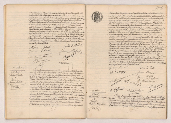 Acte de mariage de BIDET Gilbert et BLOC'H Marie Valentine Marthe (7 octobre 1905), acte de mariage de LE PETIT Gaston Emile et NICOUX Jeanne Juliette (7 octobre 1905), acte de mariage de DROUT Martial Louis Auguste et GUAY Noémie Augustine (14 octobre 1905).