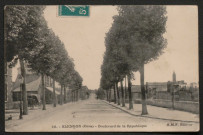 Alençon (Orne), Boulevard de la République, carte postale ancienne noir et blanc n°48, A.M.F, éditeur, (date d'utilisation : 14 janvier 1912), (14x9), acquisition 2021, AMA.