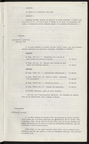 Garantie d'emprunt de 500 000 F à la S.E.M.I.A.V.A. pour financement complémentaire du programme de construction du centre-ville. Autorisations spéciales, exercice 1966. Attribution de prix, utilisation des récompenses scolaires.