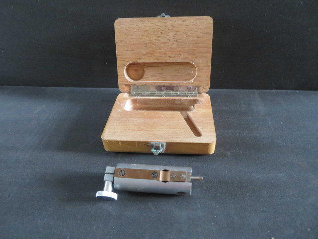Outillage, "Solex" 1 pièce, petit coffret (métal, bois), (don de l'association Moulinex Jean Mantelet), AMA