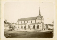 Alençon, l'église Saint Léonard (1894), photographie noir et blanc.