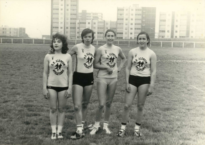 Équipe de relais femme, Claire Varnier, Mireille Moreau, Marie-France Grout, Gautier, photographie noir et blanc, Claude Varnier, collection particulière Thierry Varnier, 2024, AMA