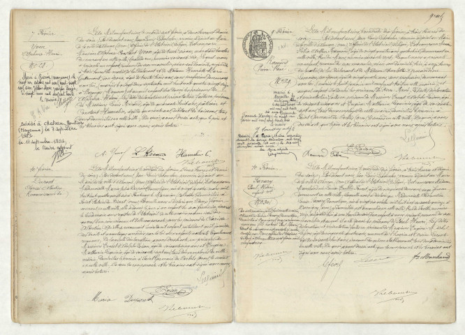Acte de naissance de YVON Alphonse Henri (7 février 1905),reconnaissance de DUPONT Clarisse Albertine (10 février 1905),acte de naissance de RAMOND Pierre René (9 février 1905),acte de naissance de SAVARY Paul Henri enfant naturel (10 février 1905),reconnaissance de MARIE Bernadette Marie (13 février 1905).