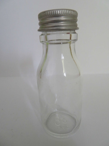 Série de 3 nécessaires pour prélèvements pour la glycémie et envoi par la poste (1950-1980).