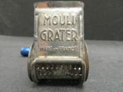 Mouli-râpe, Mouli Rotary Cheese Grater France, (métal) Alençon Moulin-Légumes, don de l'association Moulinex, Jean Mantelet.