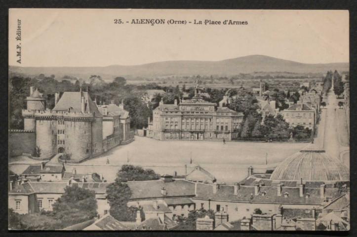 Alençon (Orne), La Place d'Armes, carte postale ancienne noir et blanc n°25, A.M.F. éditeur, sd, (14x9cm), AMA.