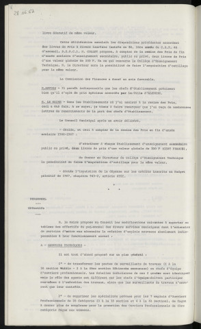 Enseignement, livres de prix pour les établissements d'enseignement secondaire. Personnel, modification à apporter au tableau des effectifs.