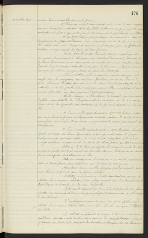 Alignements, acquisitions d'immeubles, n°12 Boulevard du Jean de Paume Mme LUTON propriétaire , n°4 Rue aux Sieurs anciennement occupé par Mr GESLAND cafetier, n°9 Rue Odolant Desnos occupé par Mme MOREL Henriette Léonide divorcée de Mr GRANDIN Louis promesse de vente de l'immeuble n°54 Grande Rue occupé actuellement par Mr VAUNIER entrepreneur de pompes funèbres, n°2 Rue aux Sieurs magasin coiffeur GUILLOIS, n°52 Grande Rue librairie VAUTIER
