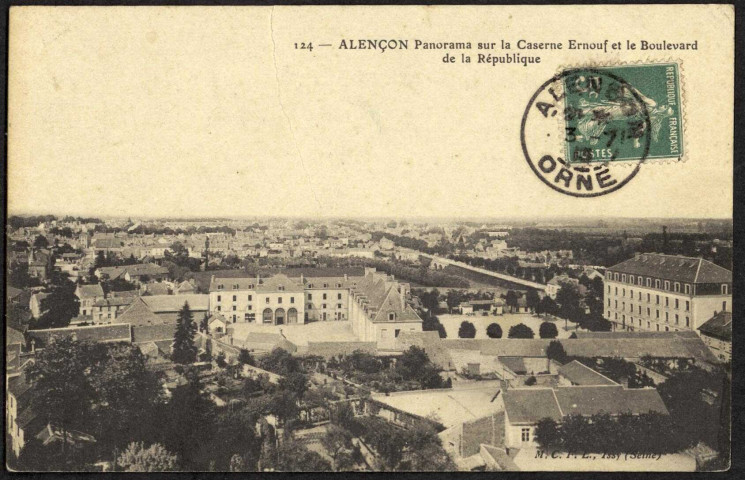 Alençon (Orne), panorama sur la caserne Ernouf et le boulevard de la République, carte postale ancienne noir et blanc n°, M.C.F.L., Issy (Seine), sd, AMA