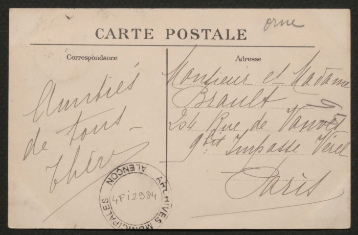 Alençon (Orne), Pont de la Briante, Place d'Armes, carte postale noir et blanc n°42, A.M.F éditeur, (Date d'utilisation : 19 novembre 1911), (14x9), AMA.