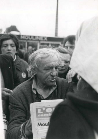 Occupation du site par les grévistes : lot de 4 photographies.