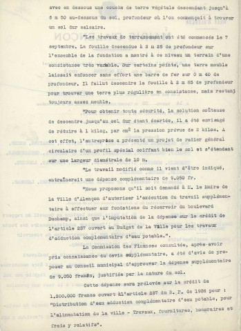 Construction d'un château d'eau de 300m3, détails, passerelle, paliers, meurtrières : vue en plan, coupe longitudinale, coupes, plans(Larbanet, éch : 1/200, plan n°29, 30 juillet 1936).