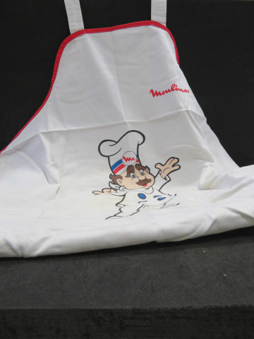 Tablier de cuisine Moulinex (avec dessin Petit Chef), (coton) Alençon Moulinex, don de l'association Moulinex Jean Mantelet.