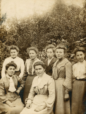 Germaine Leduc, fille Lechat, sœur de Louise Lechat, épouse Galienne (4 septembre 1903, photographie noir et blanc, DR, (cm x cm)