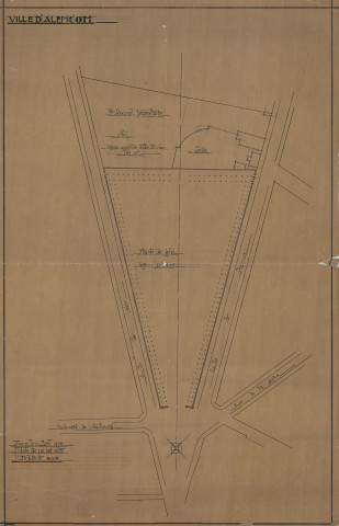 Plan général du champ de Foire avec une pièce de terre appartenant au sieur Roussel (ech : 1/1000) (10 avril 1933).