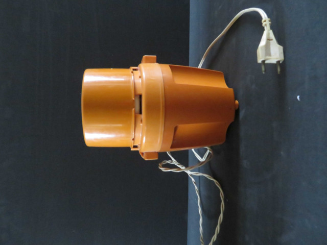 Mini-Moulinette orange type 320.2.00 (1970) (plastique, métal), (don de l'association Moulinex Jean Mantelet), AMA
